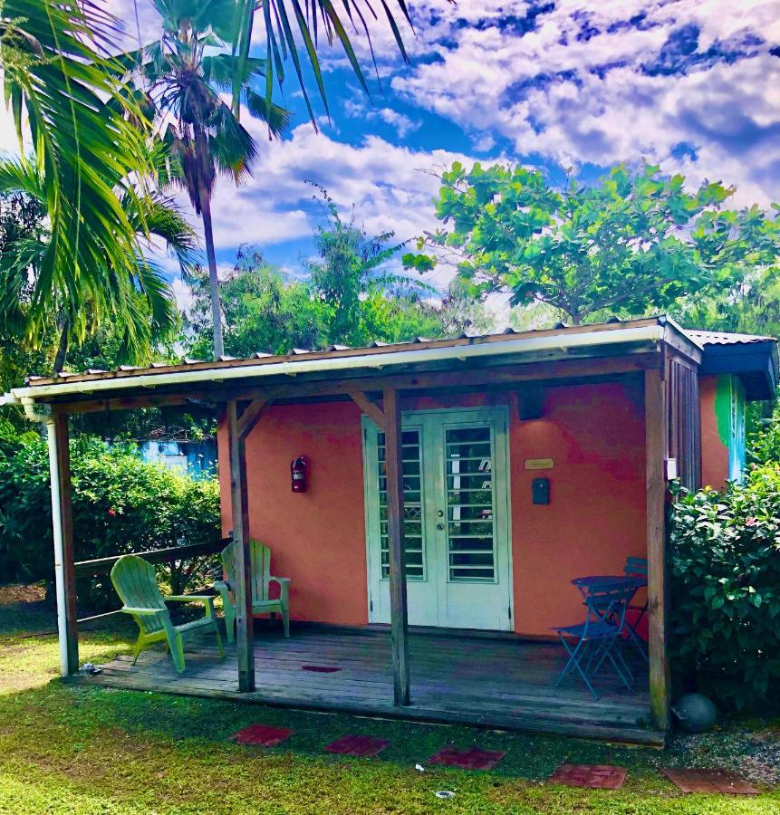 Casita Love Shack Stand Alone Queen 13,1271339479:JPEG