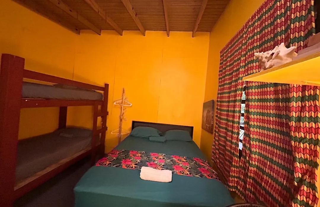 Vieques Good Vibe Guest House-1